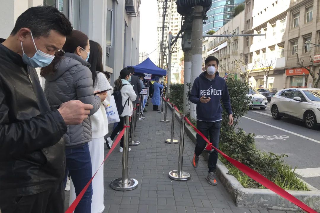 上海回应1人阳性全楼隔离,上海发现一例核酸检测阳性-第2张图片