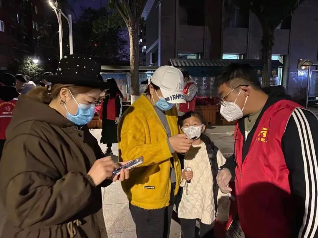 “多地取消查48小时核酸专家:非躺平	” 7月3号取消48小时？-第2张图片