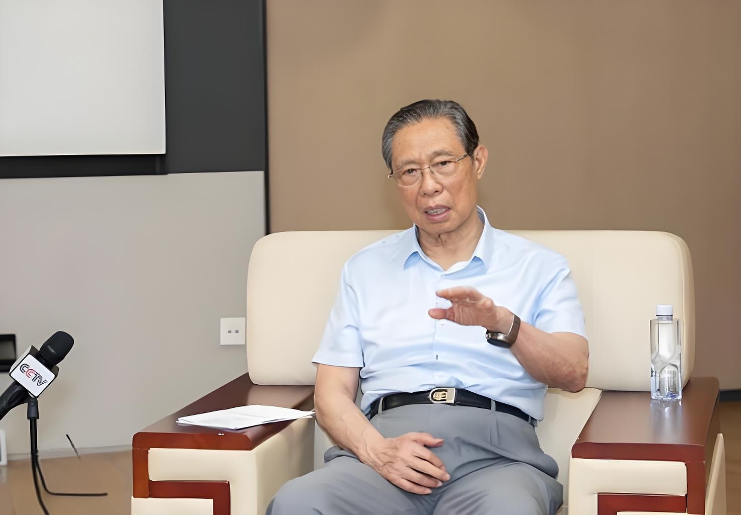 “中国疫情最新动态” 中国疫情最新动态消息？-第1张图片
